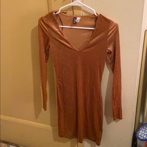 Gold velvet midi dress